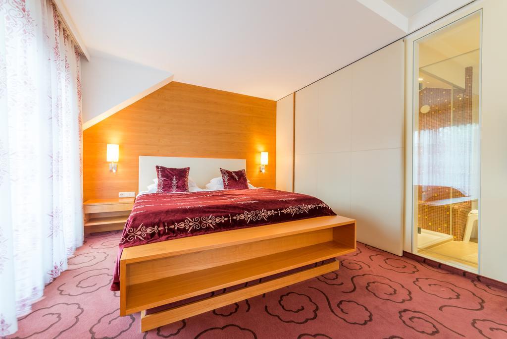 Vitalzeit Hotel Weber Bad Schönau Εξωτερικό φωτογραφία